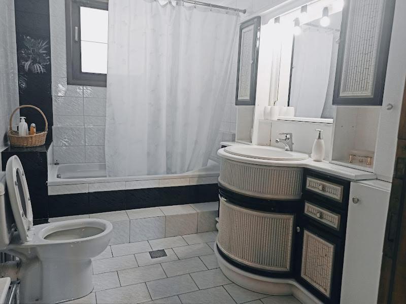 Sunny Loft Apartment Kavala Bagian luar foto